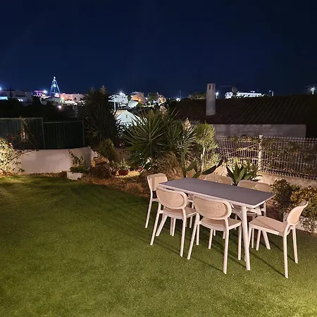Airy 3br, Ac, Garden, 2min Strip, 8min Oura אלבופיירה