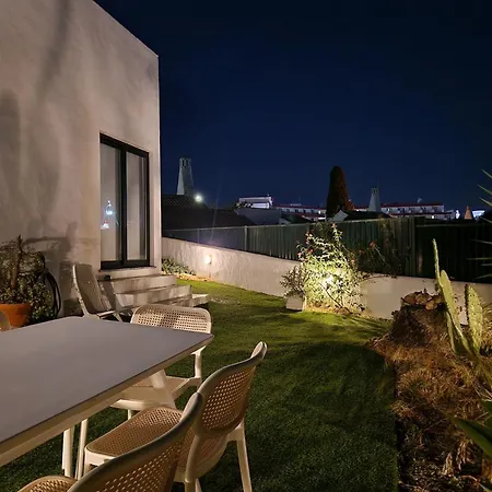 Airy 3br, Ac, Garden, 2min Strip, 8min Oura *